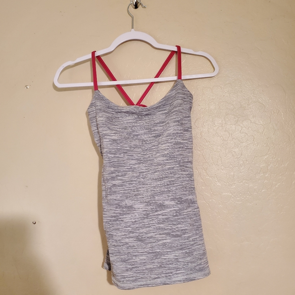 Lululemon tank